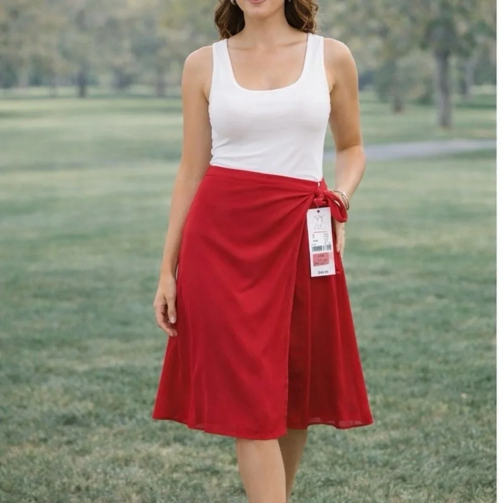 Beautiful New York & Company red chiffon wrap skirt NWT
